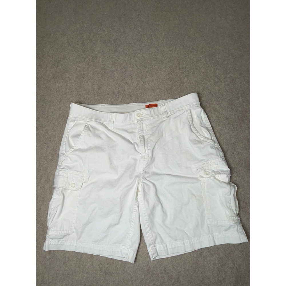 St. Johns Bay Mens White Cargo Shorts Size 40 Comfort Stretch Cotton Blend
